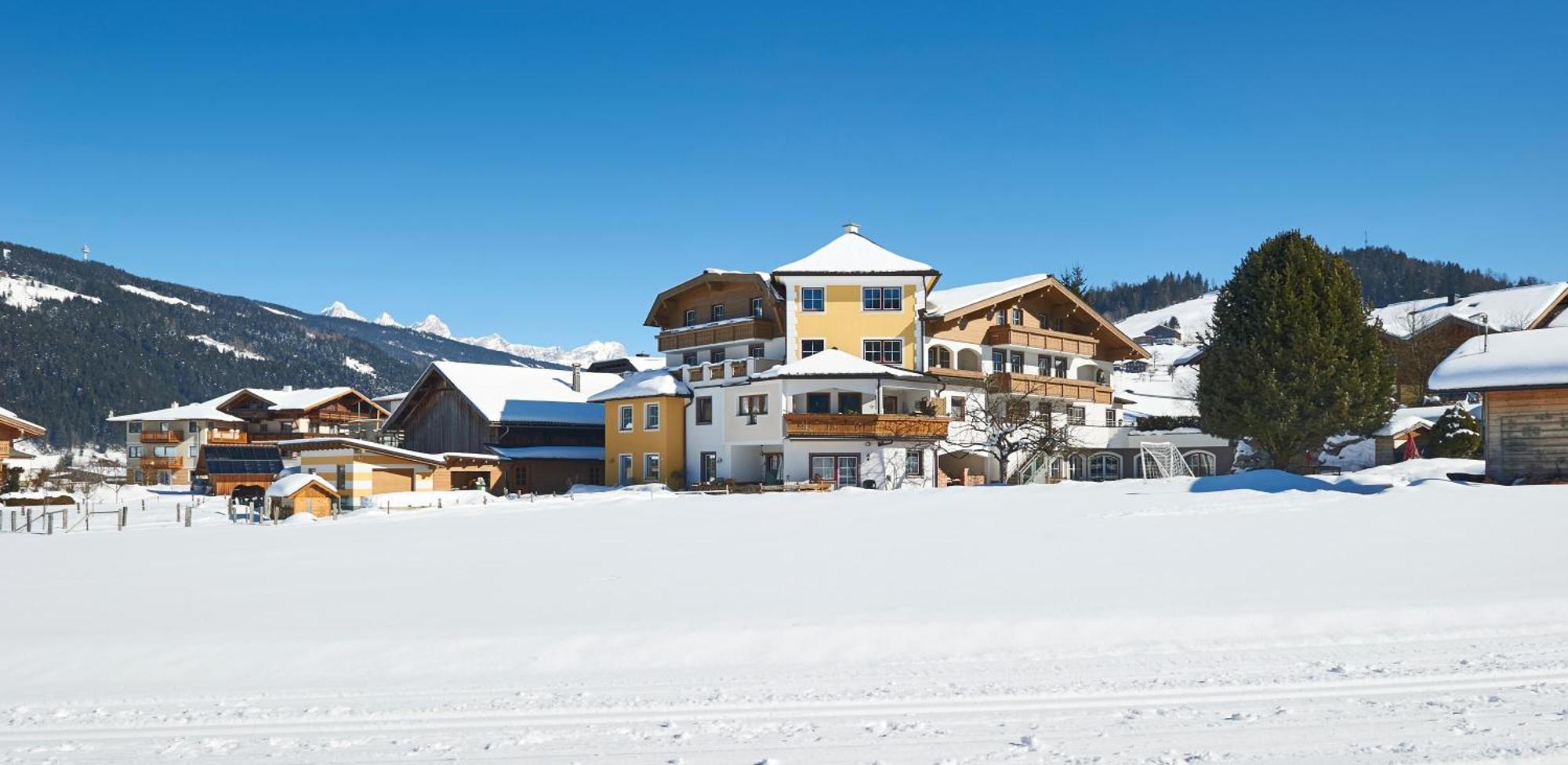 Landhotel Hubengut Bed And Breakfast Radstadt Eksteriør bilde