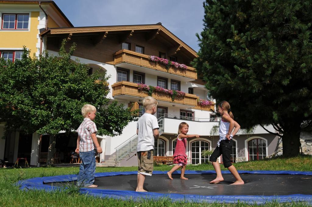 Landhotel Hubengut Bed And Breakfast Radstadt Eksteriør bilde
